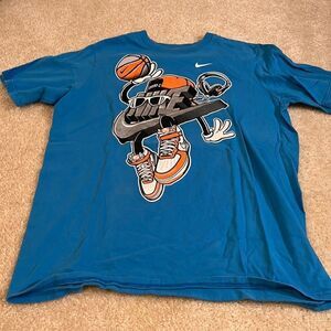 SIZE LARGE NIKE SHIRT